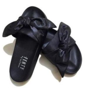 rihanna fenty puma slides bow